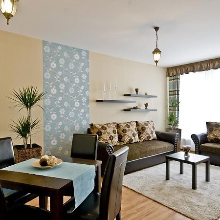 Corvin Lux Aparthotel Budapest Exterior foto