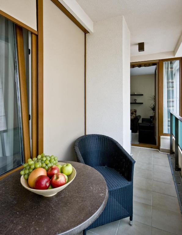 Corvin Lux Aparthotel Budapest Exterior foto
