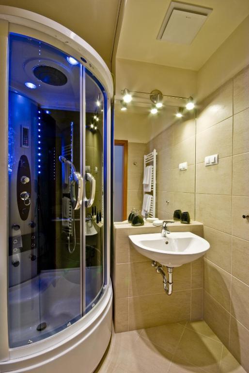 Corvin Lux Aparthotel Budapest Habitación foto
