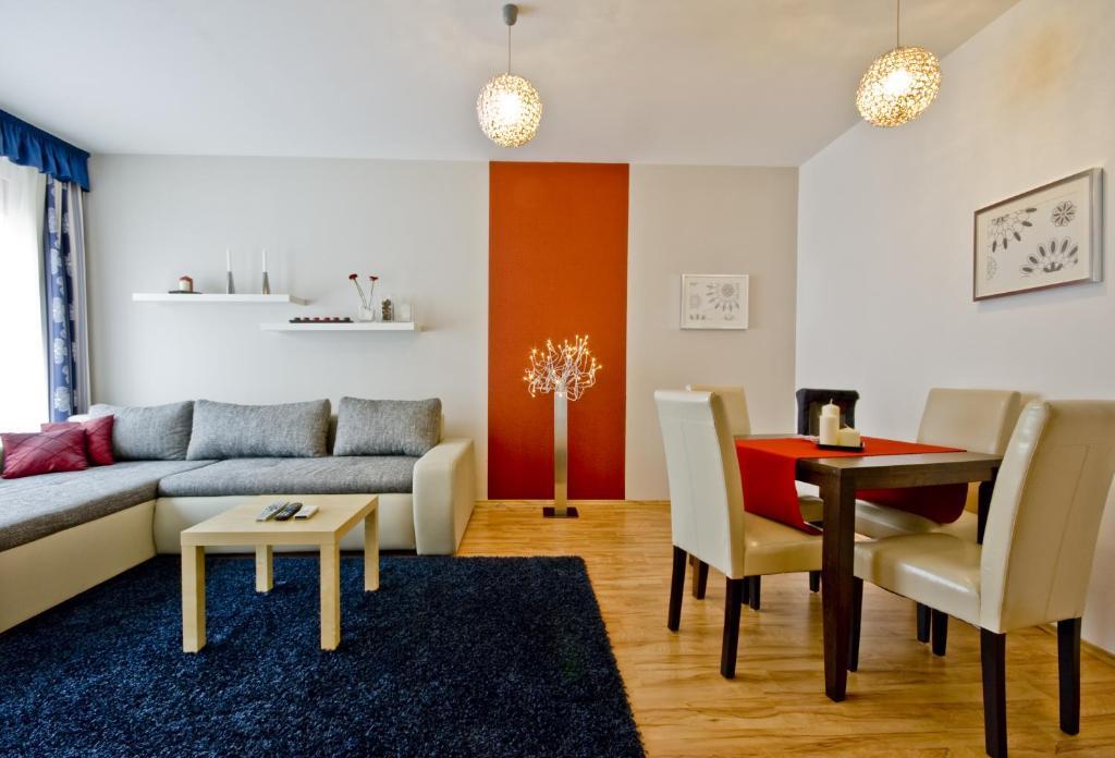 Corvin Lux Aparthotel Budapest Exterior foto