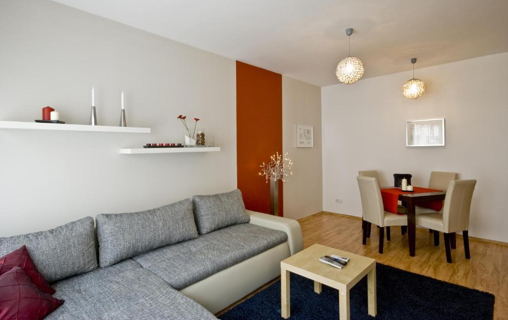 Corvin Lux Aparthotel Budapest Exterior foto