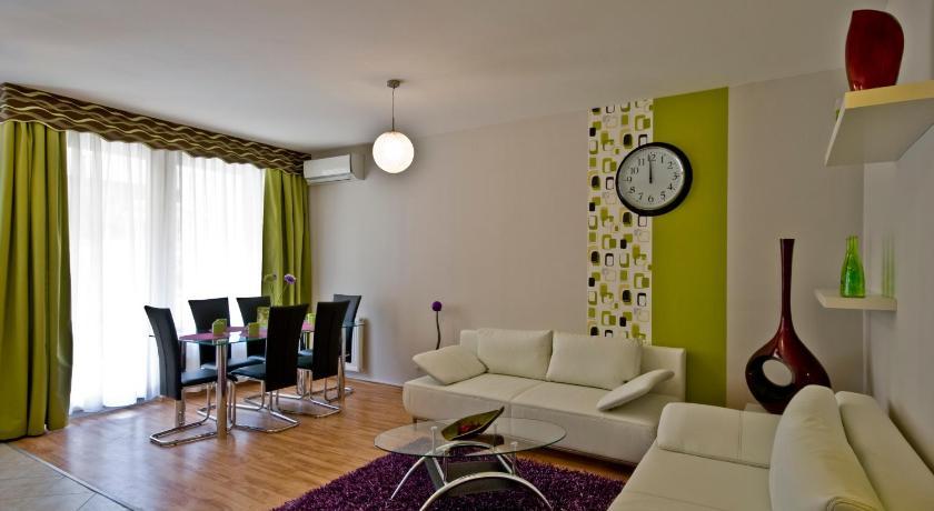 Corvin Lux Aparthotel Budapest Exterior foto