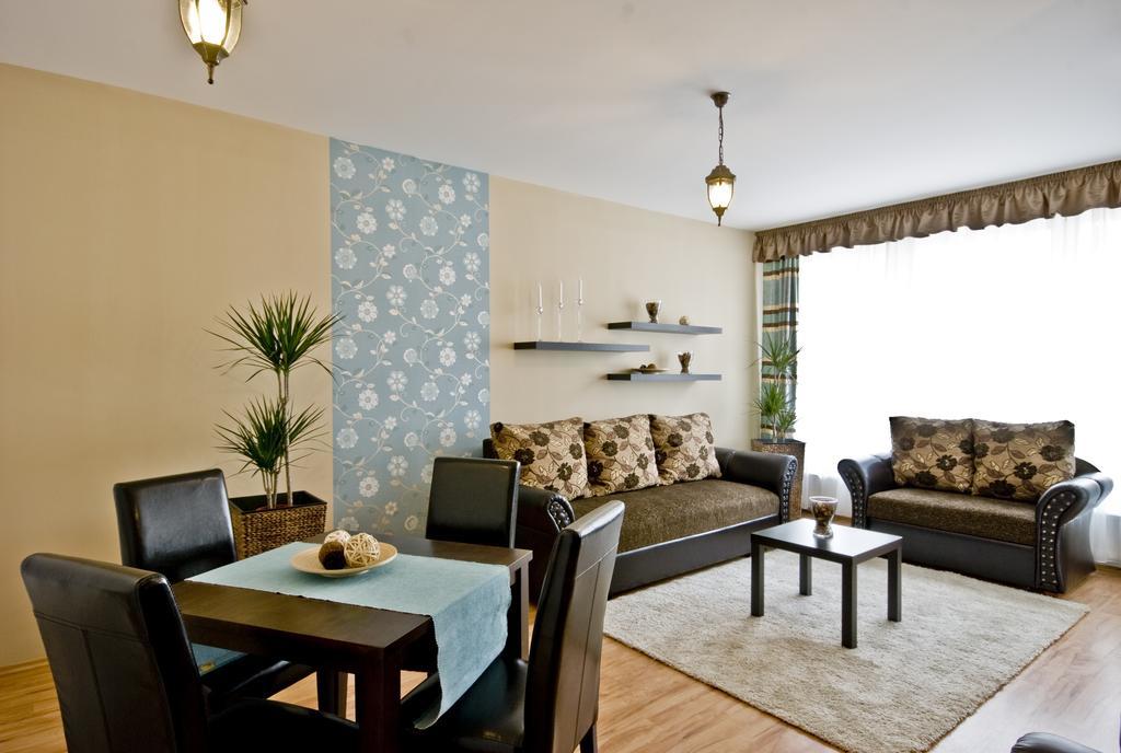 Corvin Lux Aparthotel Budapest Exterior foto