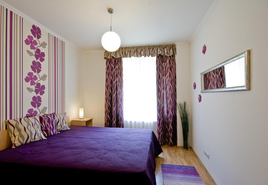 Corvin Lux Aparthotel Budapest Exterior foto