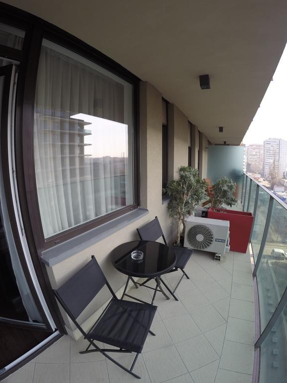 Corvin Lux Aparthotel Budapest Exterior foto