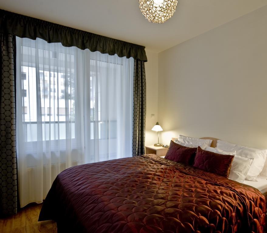 Corvin Lux Aparthotel Budapest Exterior foto